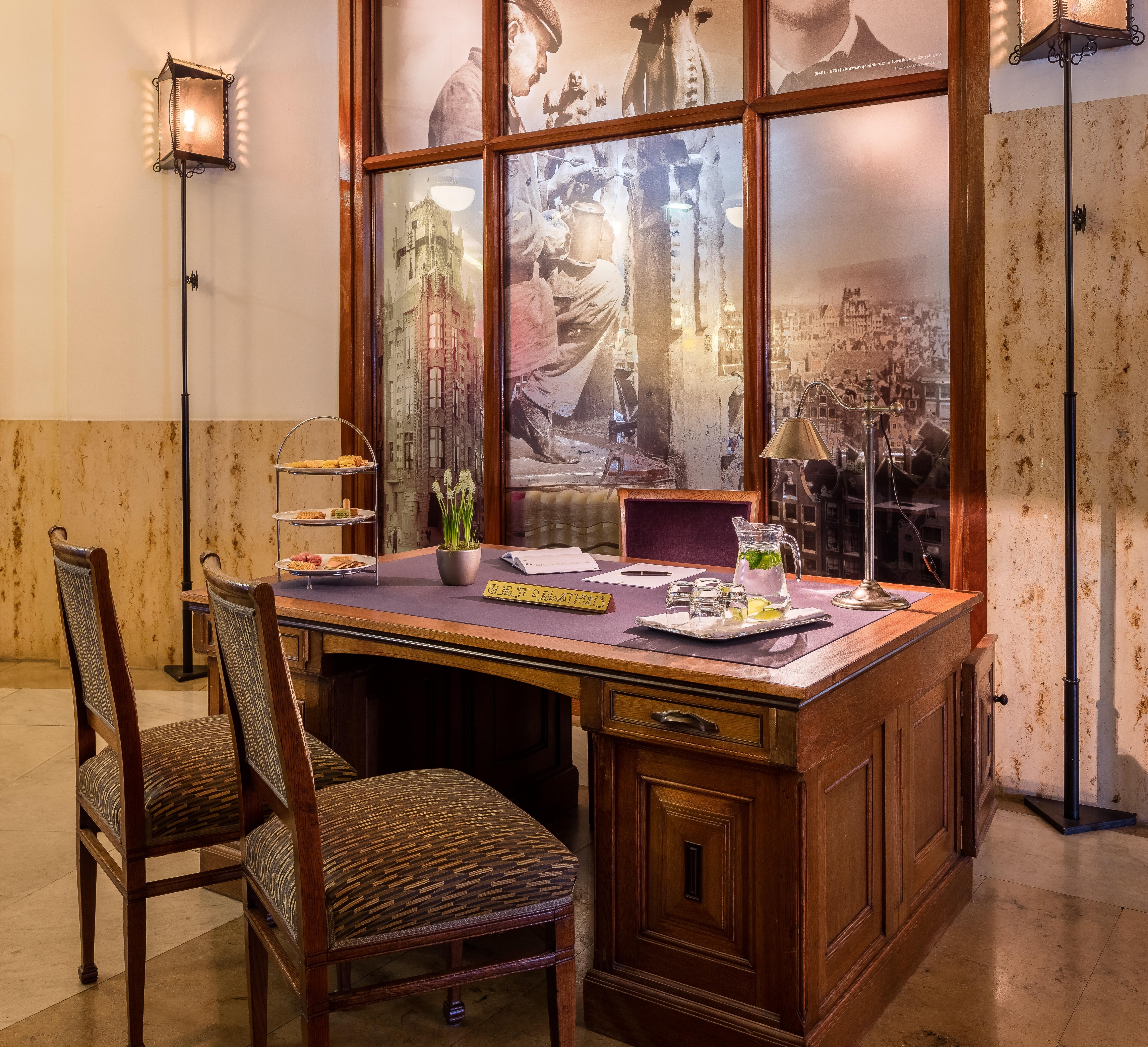 فندق جراند أمراث أمستردام المظهر الخارجي الصورة A table at the restaurant