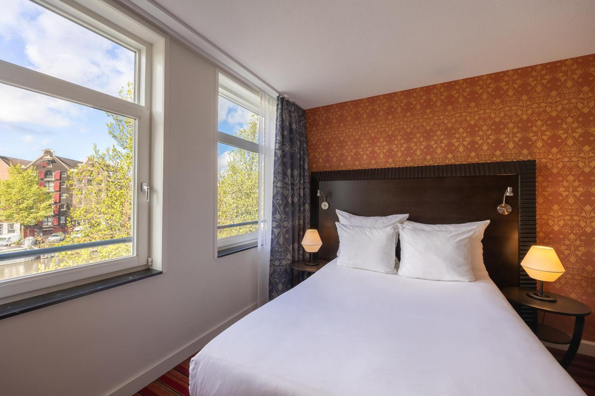 فندق جراند أمراث أمستردام المظهر الخارجي الصورة A room at the hotel