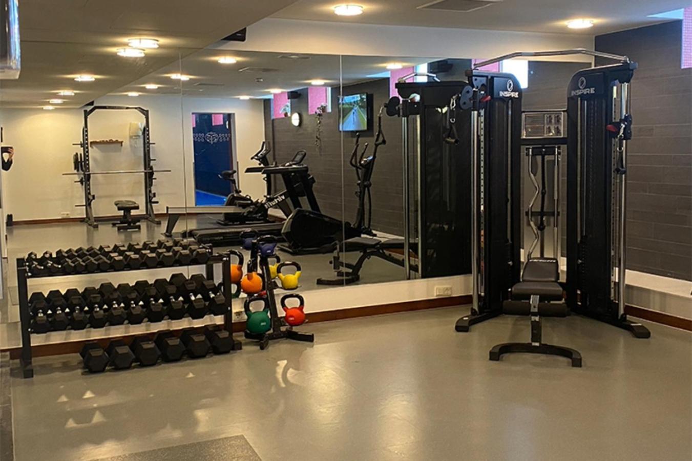 فندق جراند أمراث أمستردام المظهر الخارجي الصورة The gym at the hotel